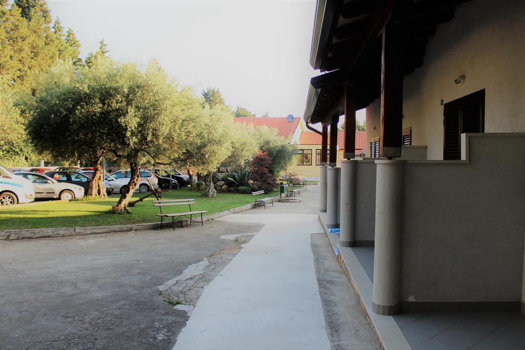 Resort Zatisje Savudrija Exterior photo
